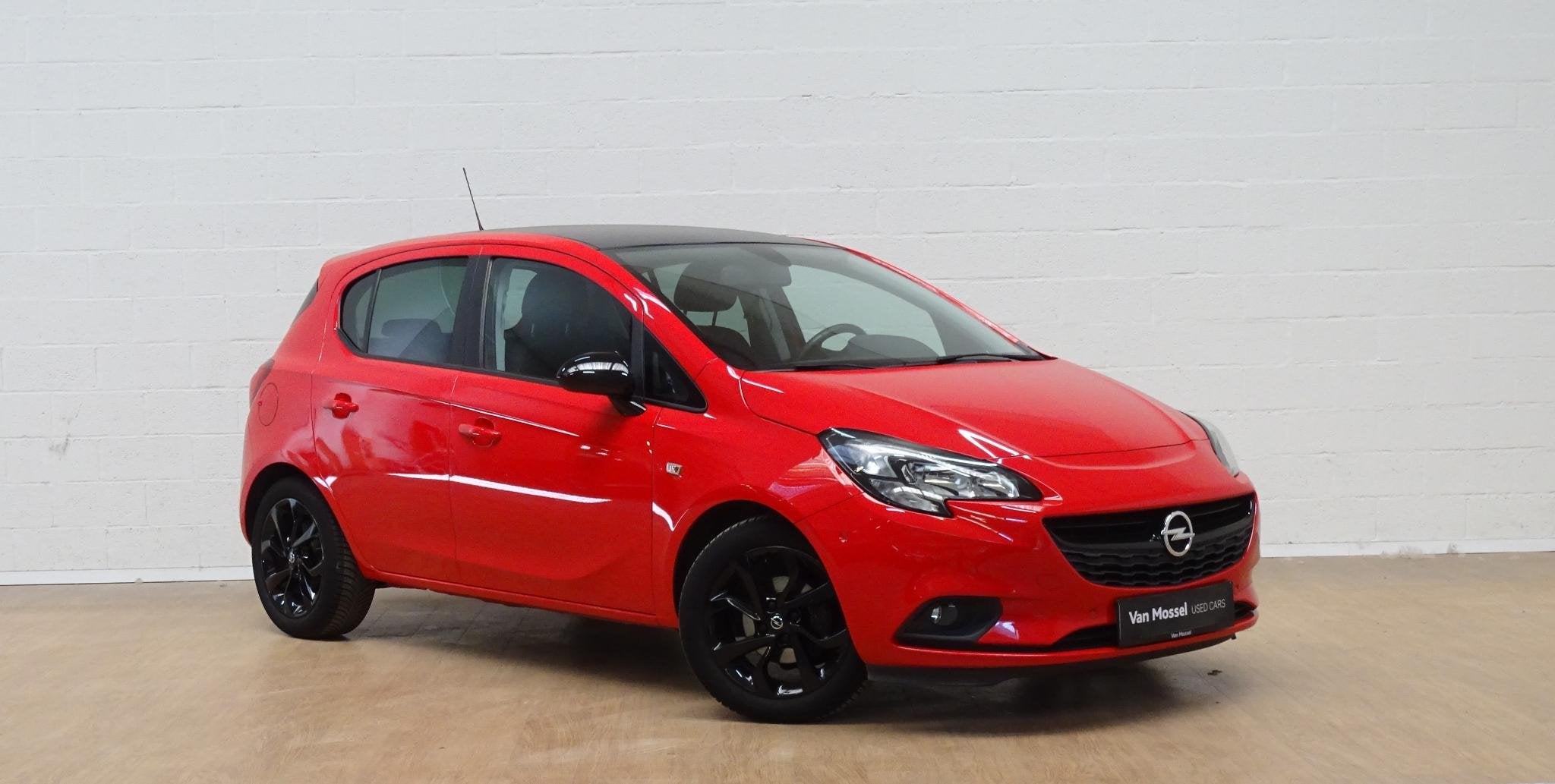 Opel Corsa 1.4 Black Edition, Auto's, Opel, Stof, Gebruikt, 4 cilinders, Bedrijf