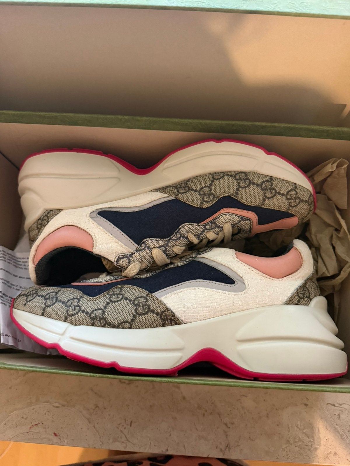 Gucci Rhyton sneakers, Kleding | Dames, Ophalen, Zo goed als nieuw