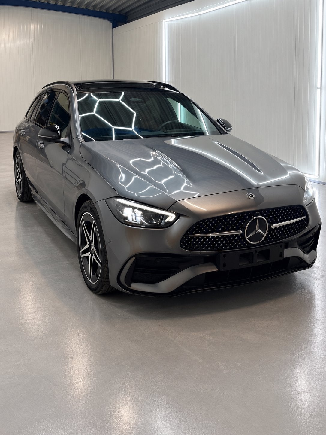 Mercedes-Benz C300e AMG Line, Autos, Achat, Intérieur cuir, Alcantara, Break