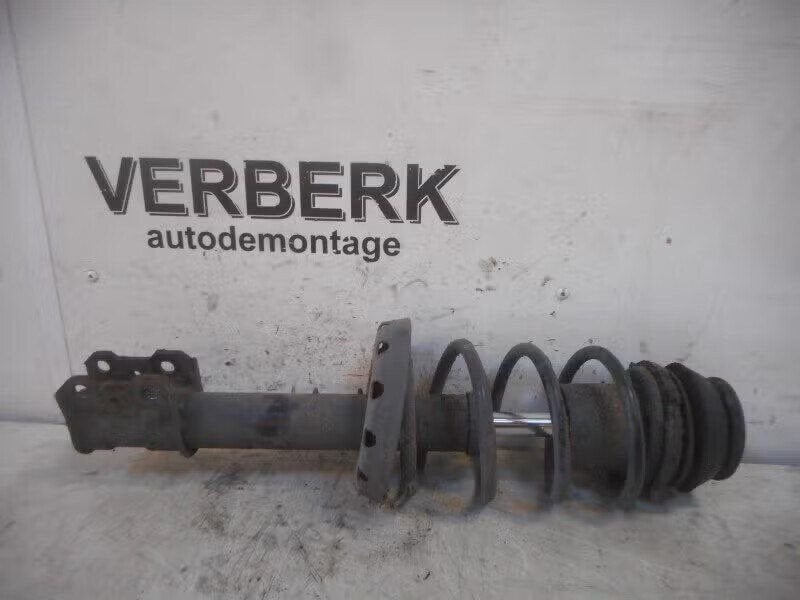 VEERPOOT RECHTS VOOR Opel Astra G (F08 / 48) (9146846), Bahnhofsplatz 65423 Rüsselsheim am Main, DE, Enlèvement ou Envoi, Opel