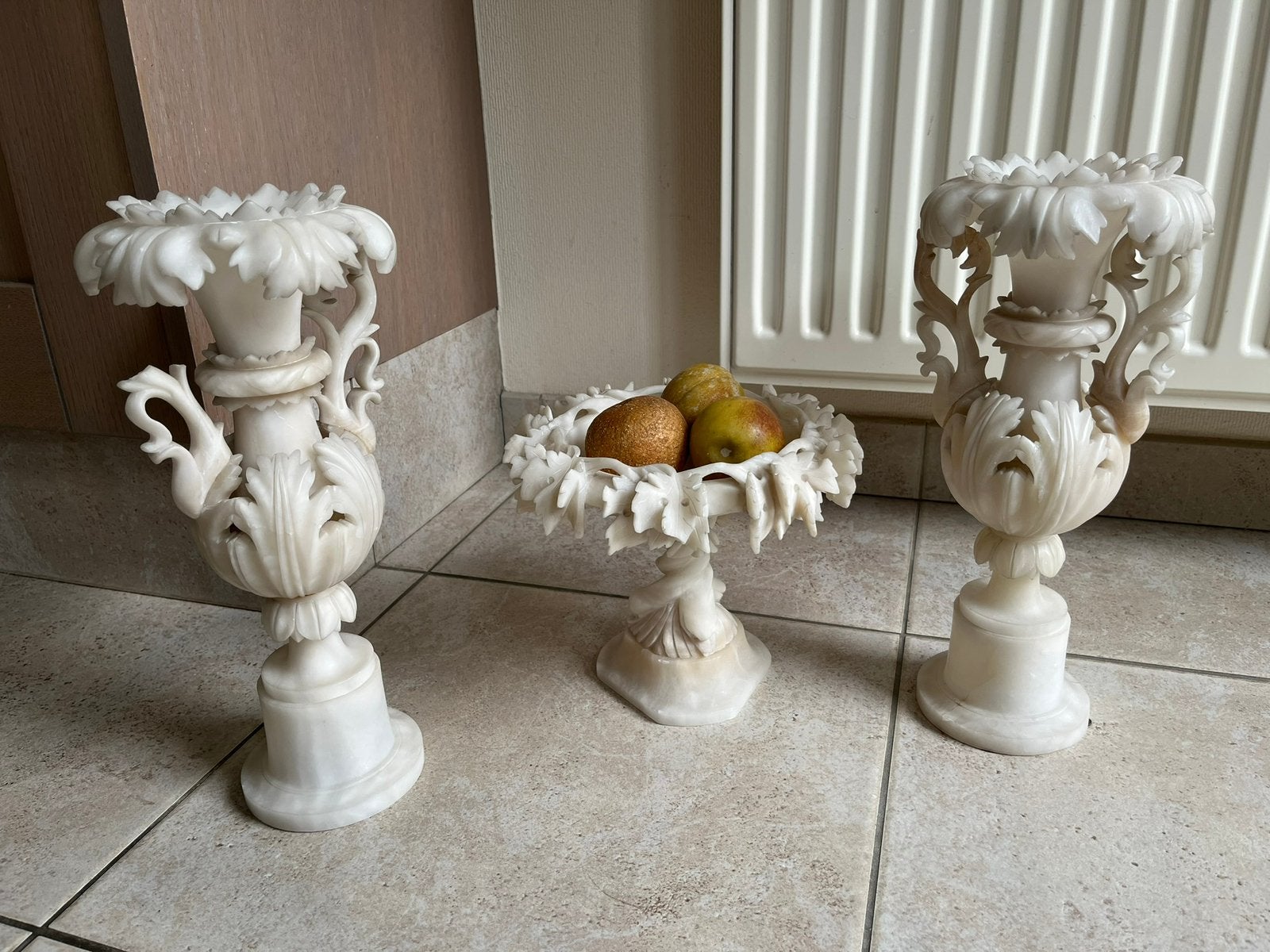 Albasten garnituur., Antiek en Kunst, Ophalen