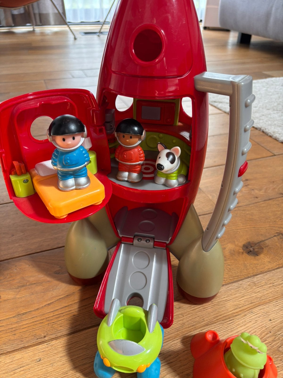Fusée pour enfant avec personnages et voiture, Enlèvement, Utilisé