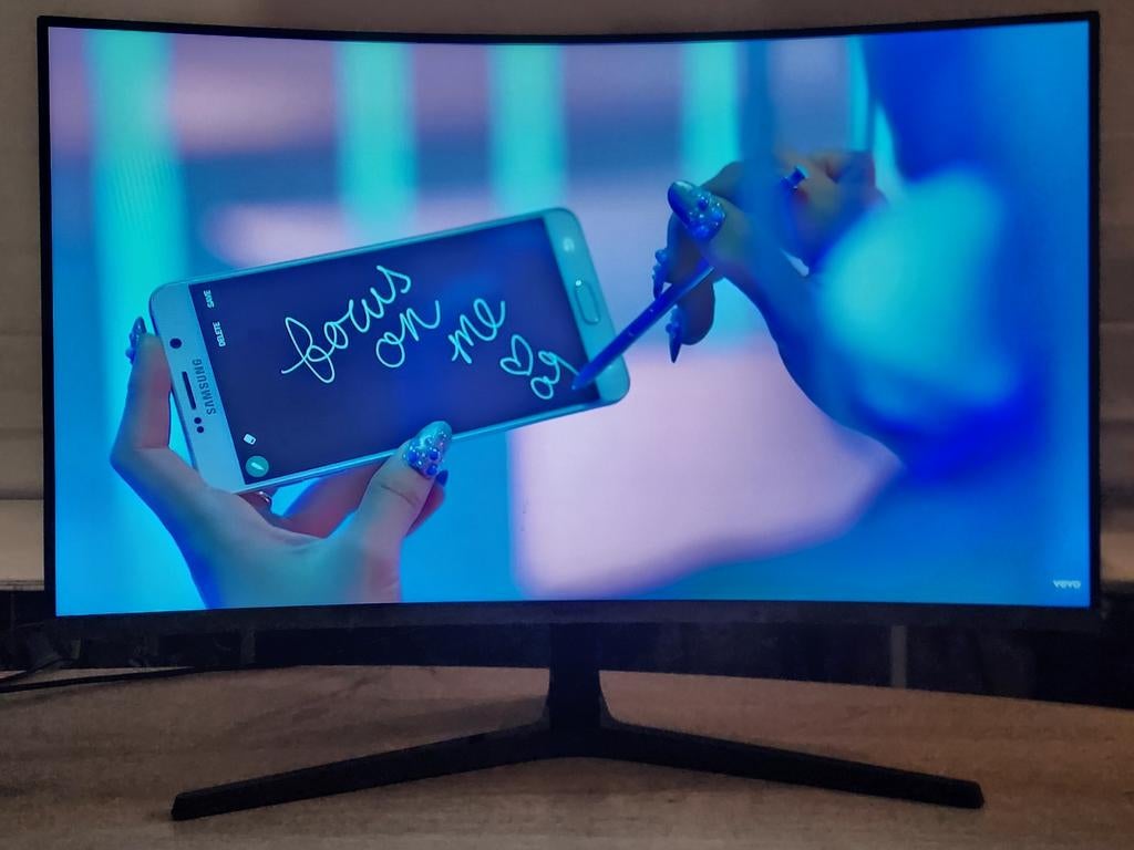 XXL 32inch Samsung monitor, Computers en Software, Monitoren, DisplayPort, HDMI, LED, Ophalen