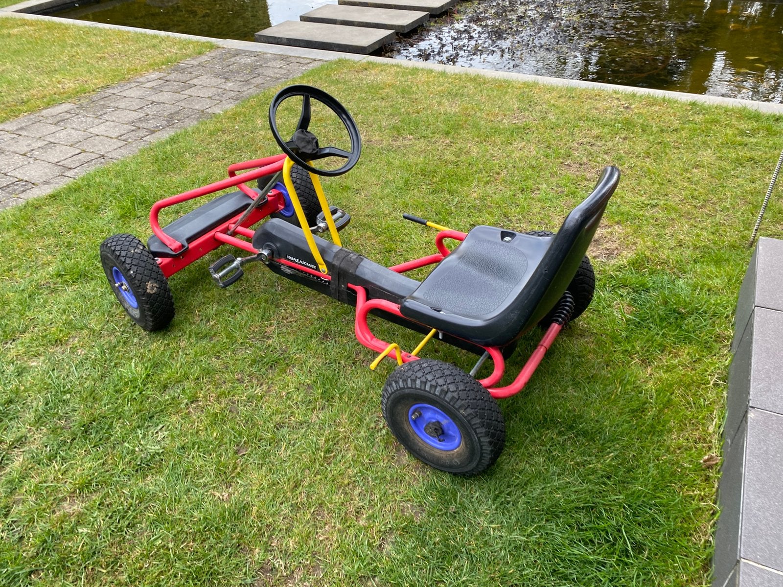 Gokart met luchtbanden, Ophalen, Zo goed als nieuw