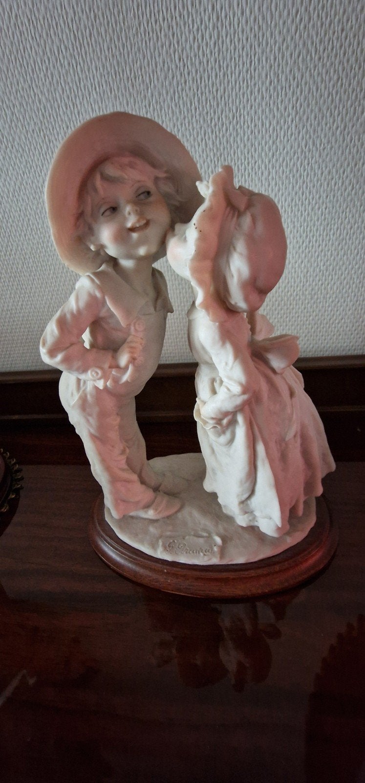 Statuette (premier baiser) de Giuseppe Armani, Antiquités & Art, Art | Sculptures & Bois, Enlèvement