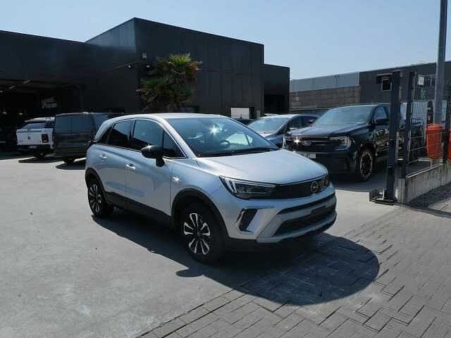 Opel Crossland 1.2 i benzine 130pk automaat Business Camera, Bedrijf, 5 zetels, Parkeersensor, SUV of Terreinwagen