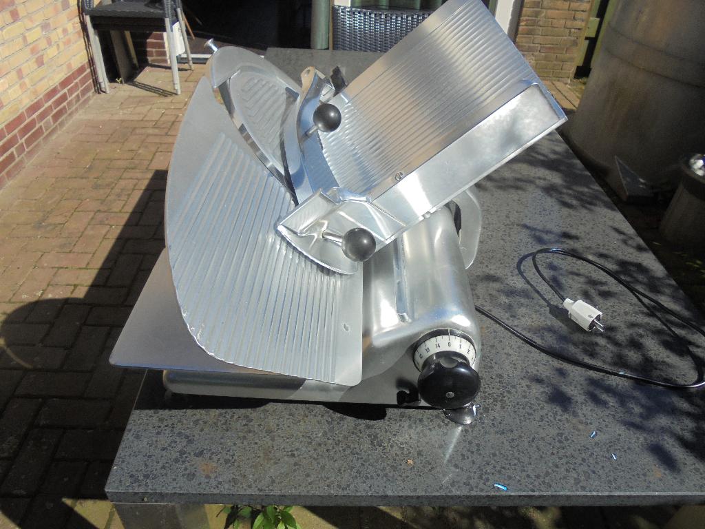 Snijmachine, snij machine, vleessnijmachine. Horeca. Bizerba, Zakelijke goederen, Horeca | Keukenapparatuur, Ophalen, Gebruikt