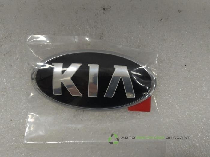 Embleem van een Kia Optima, Gebruikt, -, -, Ophalen of Verzenden