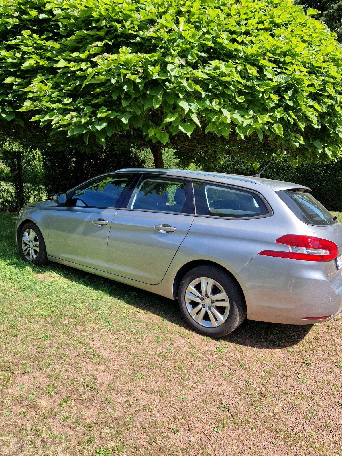 Peugeot 308 break, Euro 6b, 1er propriétaire, 2014 70000 km, Argent ou Gris, Achat, Euro 6, Entretenue par le concessionnaire
