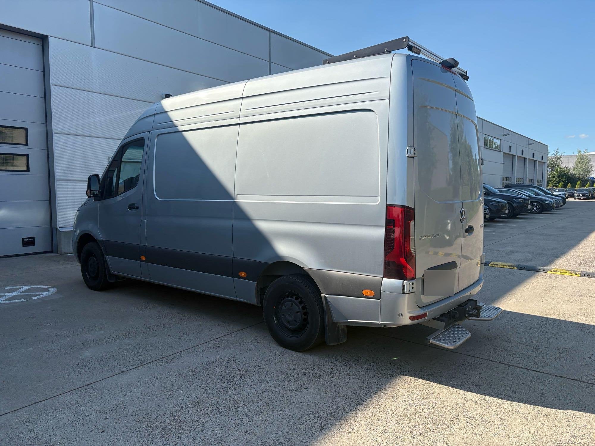 Mercedes-Benz Sprinter 319 CDI GB L3 RWD 3.5T + LAADUITRUSTI, Automaat, 4 deurs, 2000 kg, Mercedes-Benz