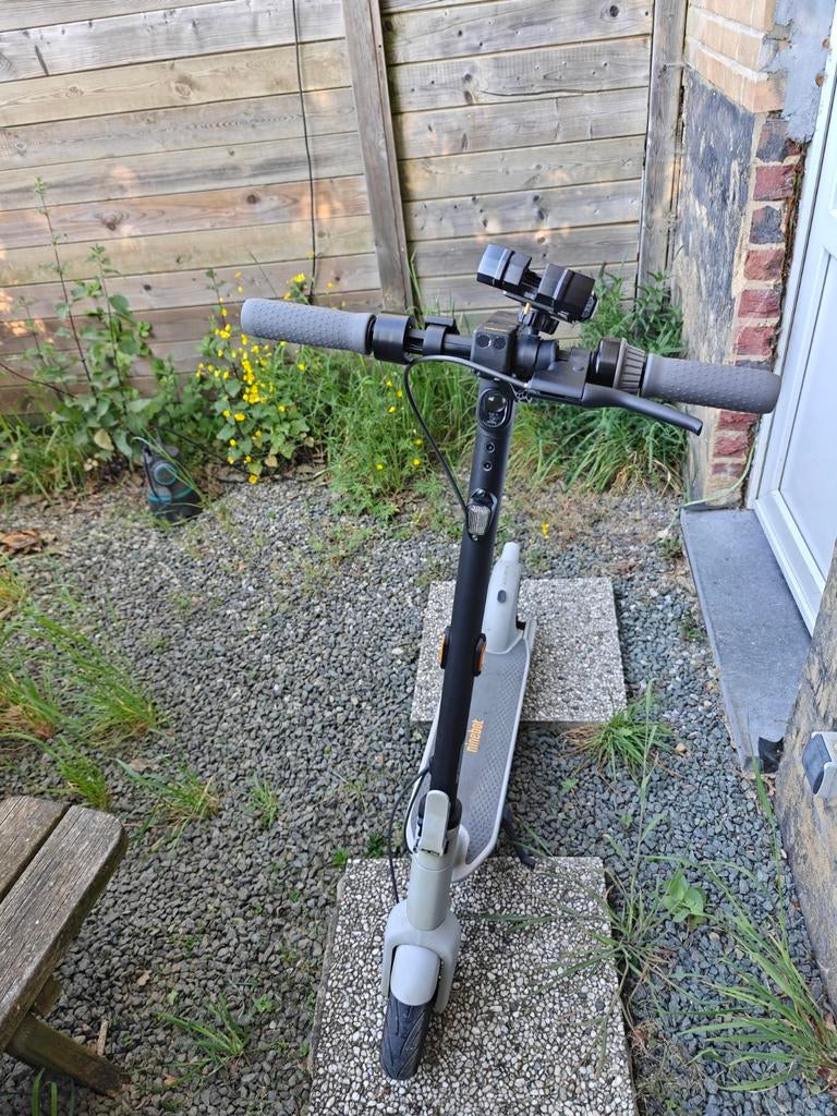 Segway Ninebot KickScooter MAX G30LE II - Comme neuve, 130km, Vélos & Vélomoteurs, Trottinettes, Comme neuf, Step électrique (E-scooter)