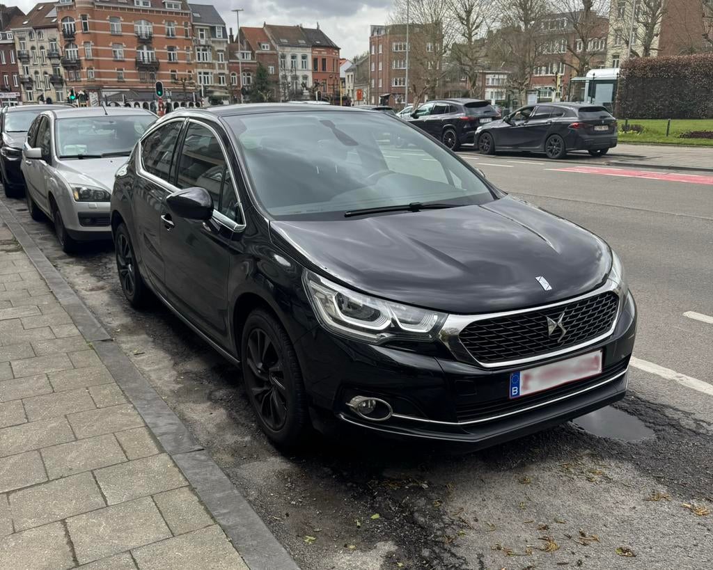 DS 4 AVEC CONTRÔLE TECHNIQUE, Autos, DS, Achat, Euro 6, 5 portes, Particulier