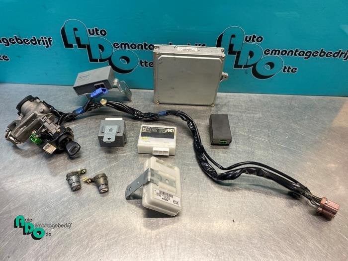 Kontaktslot + computer van een Honda HR-V (HR-V 99-), Auto-onderdelen, Honda, Gebruikt, -, -