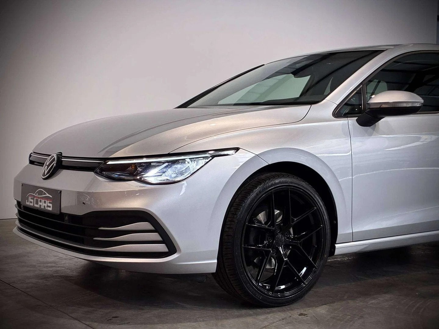 Volkswagen Golf 1.0 TSI SPORT-1ERPRO-COCKPIT-CARPLAY-CAMERA-, Argent ou Gris, Achat, Euro 6, Entreprise