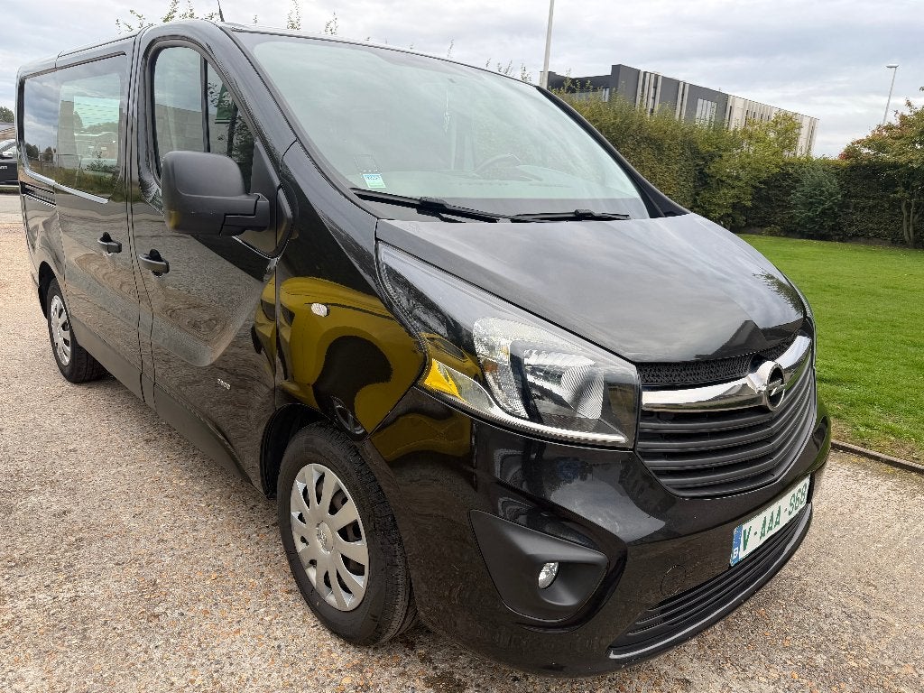 Opel Vivaro, Auto's, 4 deurs, Stof, 170 g/km, 4 cilinders