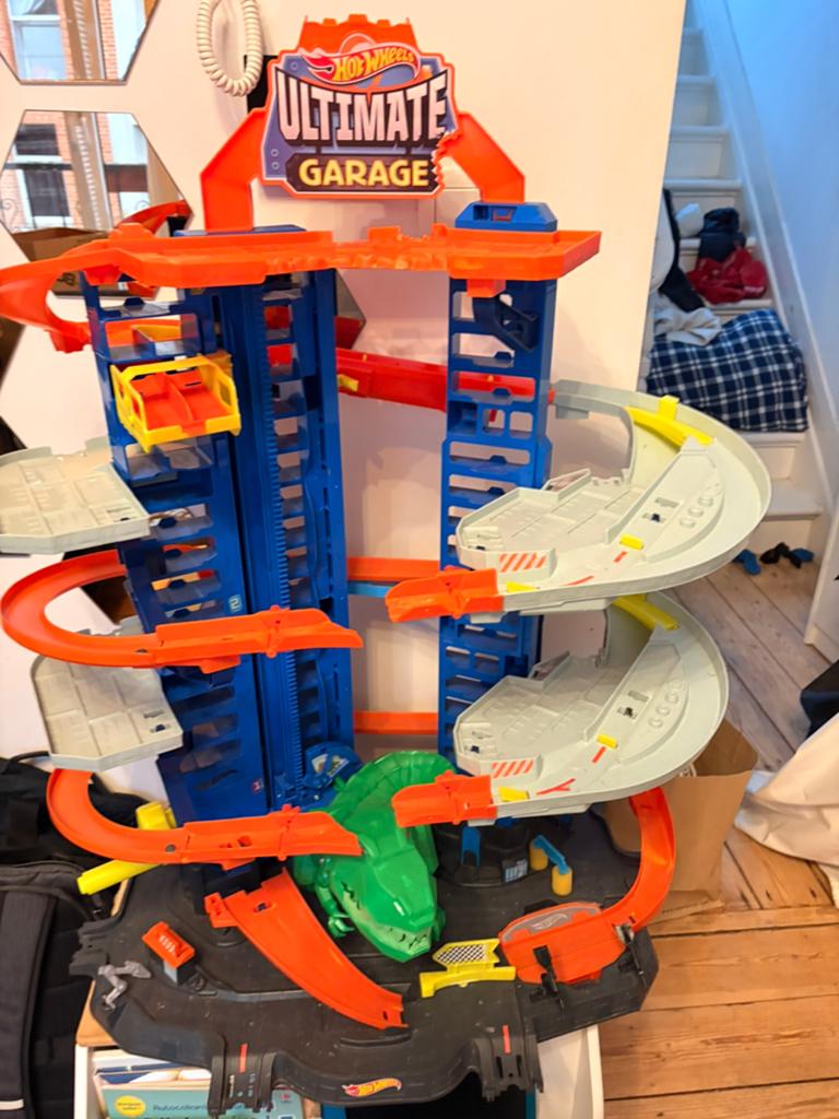 Hot Wheels in de garage, Ophalen, Hot Wheels, Handmatig, Met looping