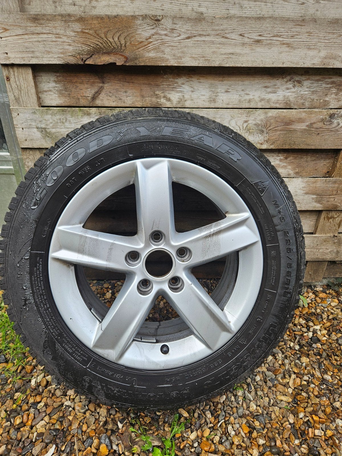 4 jantes alu Audi 17 pouces avec pneus hiver, Ophalen, Gebruikt