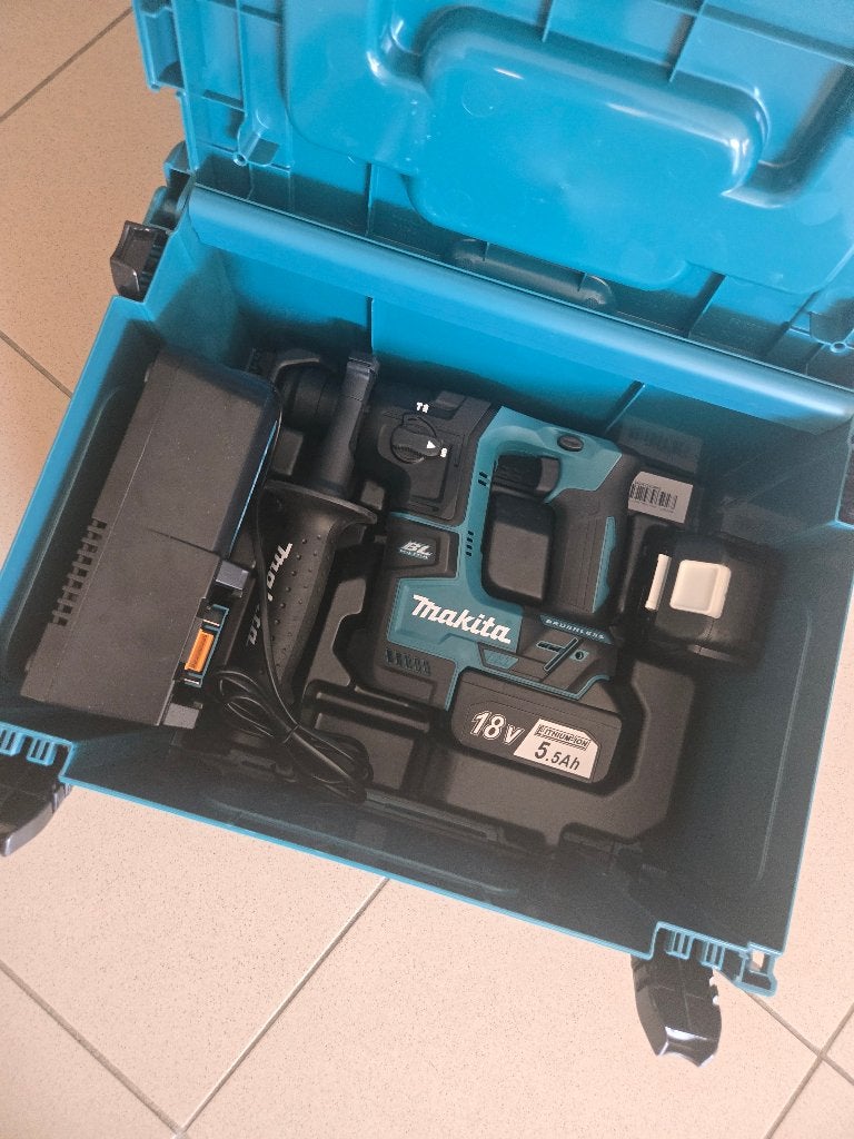 Makita boorhamer, Doe-het-zelf en Bouw, Ophalen of Verzenden, Nieuw, Boormachine, Klopboormechanisme