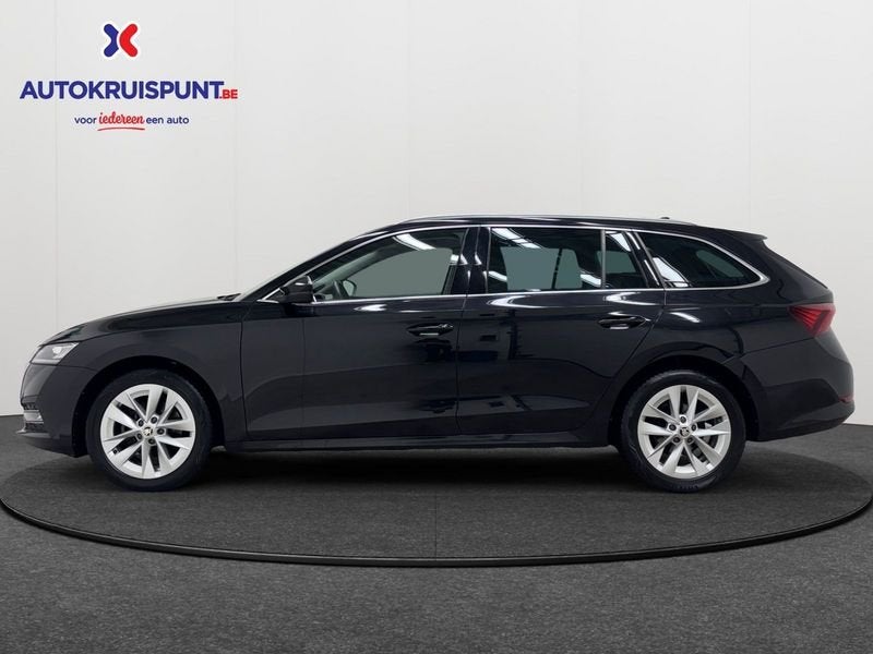 Skoda Octavia 1.0TSI Clever GPS Camera Dig.Airco Verw.Zetels, Auto's, Voorwielaandrijving, Gebruikt, Android Auto, Leder en Stof