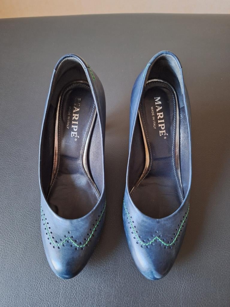 Jolies chaussures, taille 37, hauteur de talon 8 cm, Enlèvement ou Envoi