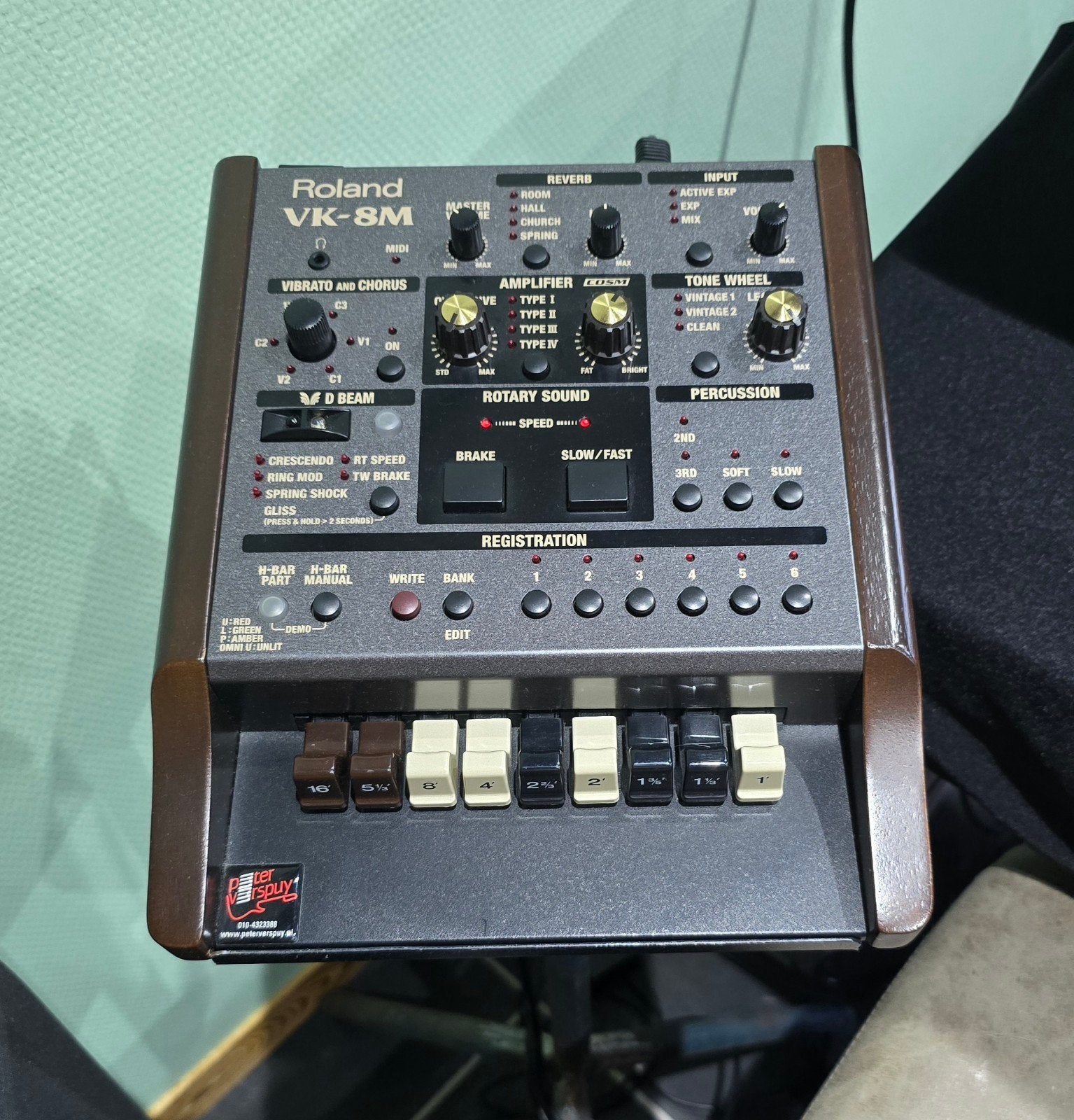 Module Roland VK-8M, Enlèvement