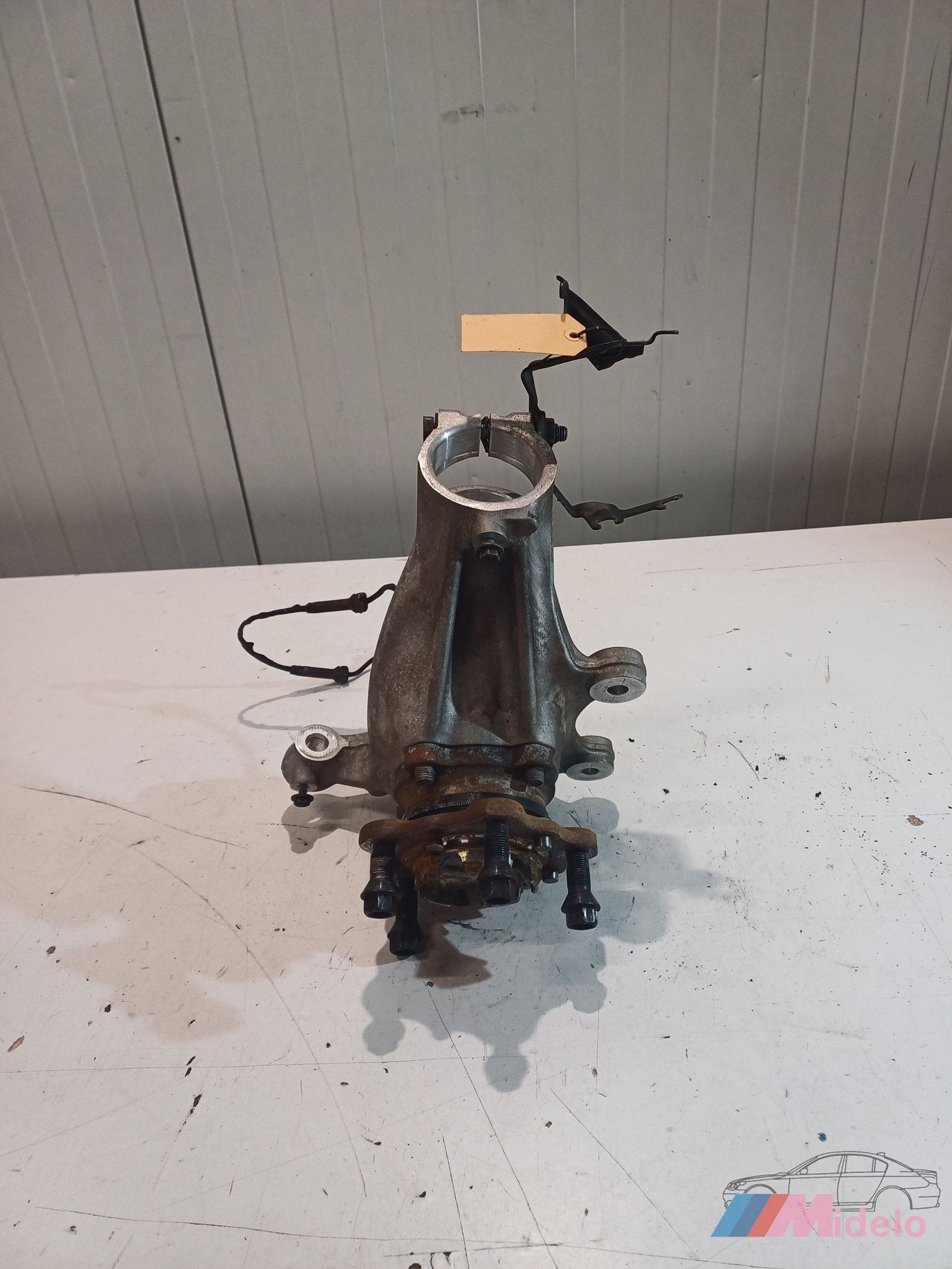 bmw m2 fusee links voor bj 2021 artikelnr 228400105, -, Origine de la pièce connue, Utilisé, -