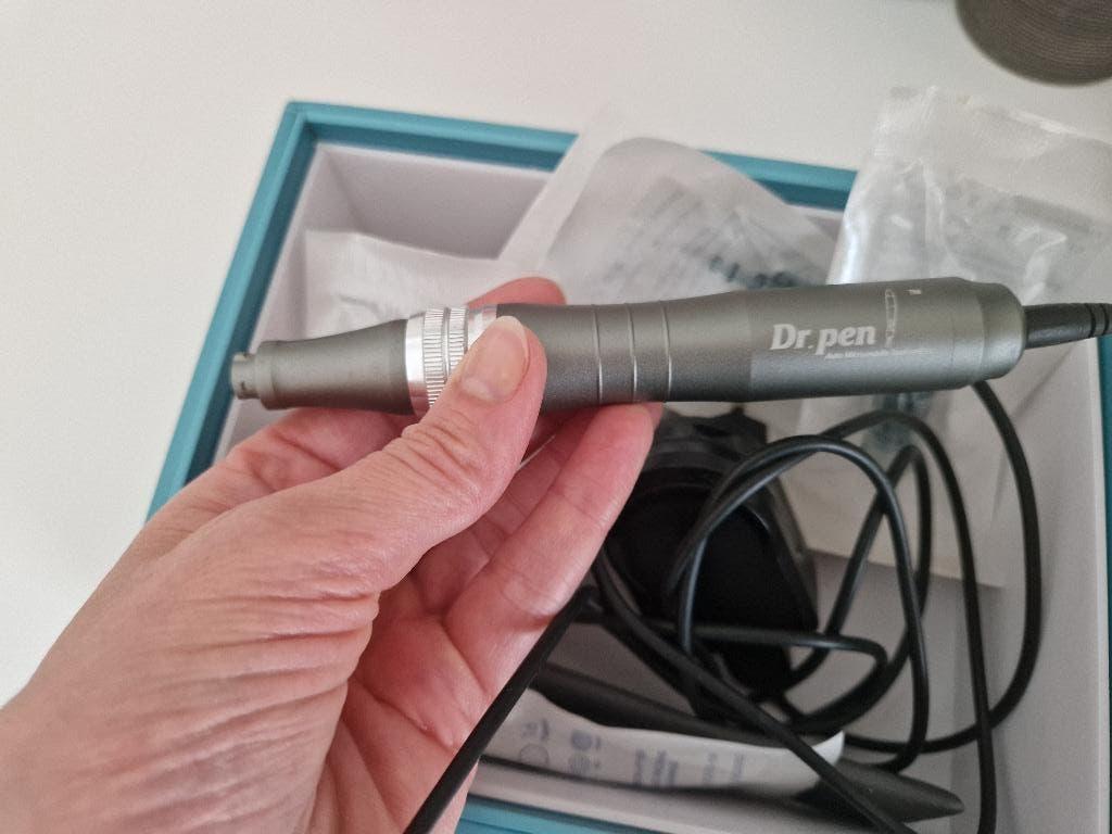 Dr. Pen M8 microneedling, Enlèvement, Utilisé