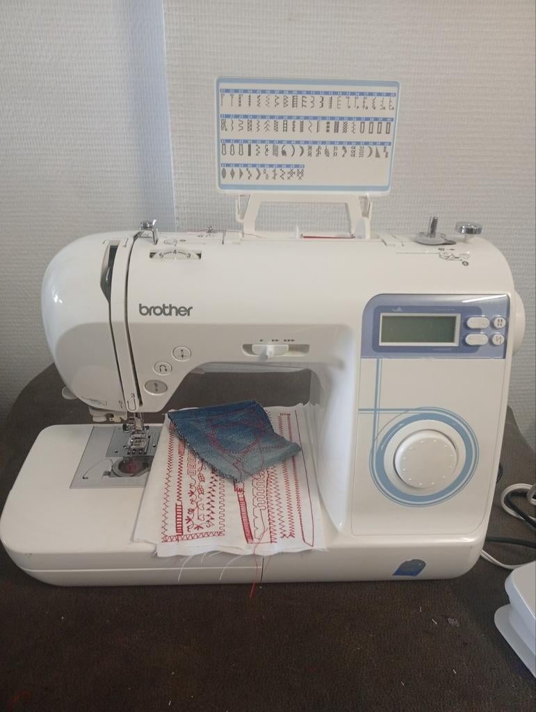 Machine à coudre Brother innov'is 30 - révisée, Hobby & Loisirs créatifs, Machines à coudre & Accessoires, Enlèvement ou Envoi