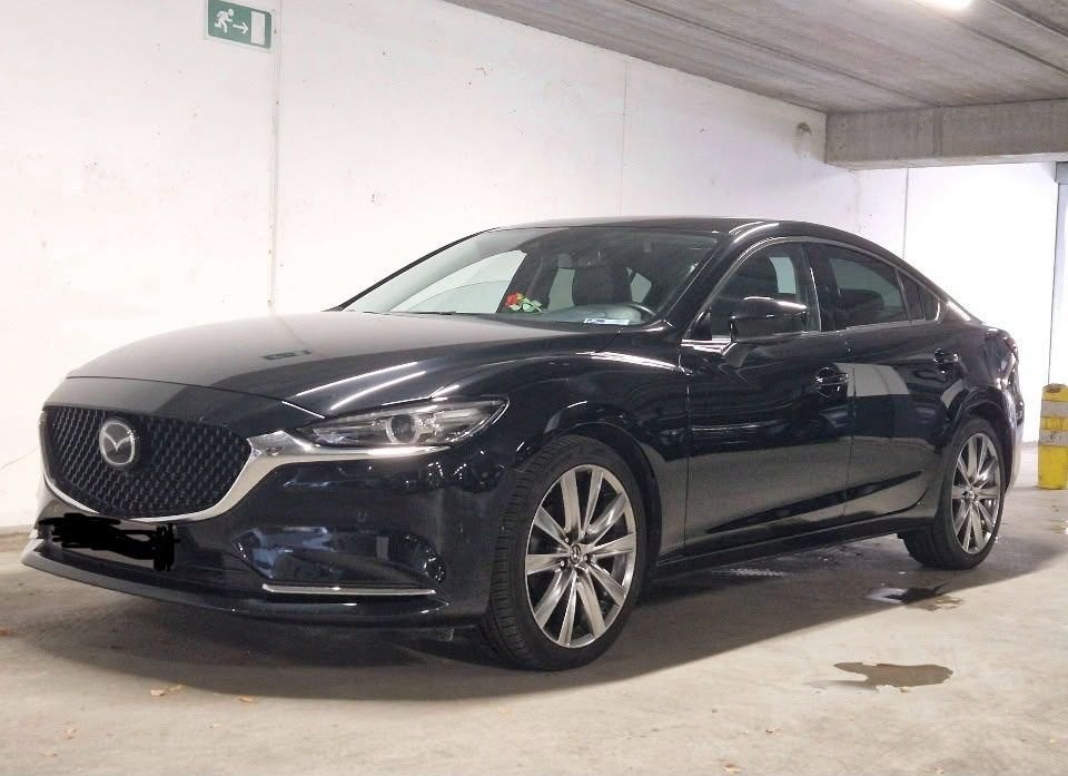 mazda 6, Auto's, 2046 kg, 4 cilinders, Zwart, Leder