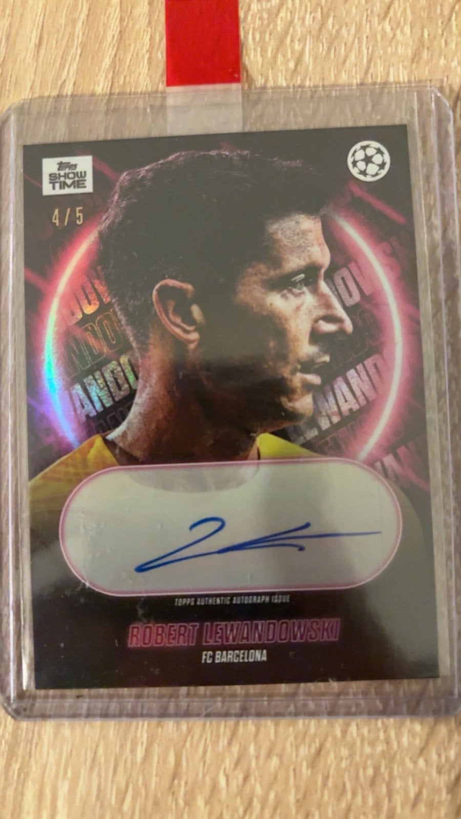Robert Lewandowski autographe /5 Topps Barcelone, Verzamelen, Overige Verzamelen, Ophalen of Verzenden, Zo goed als nieuw