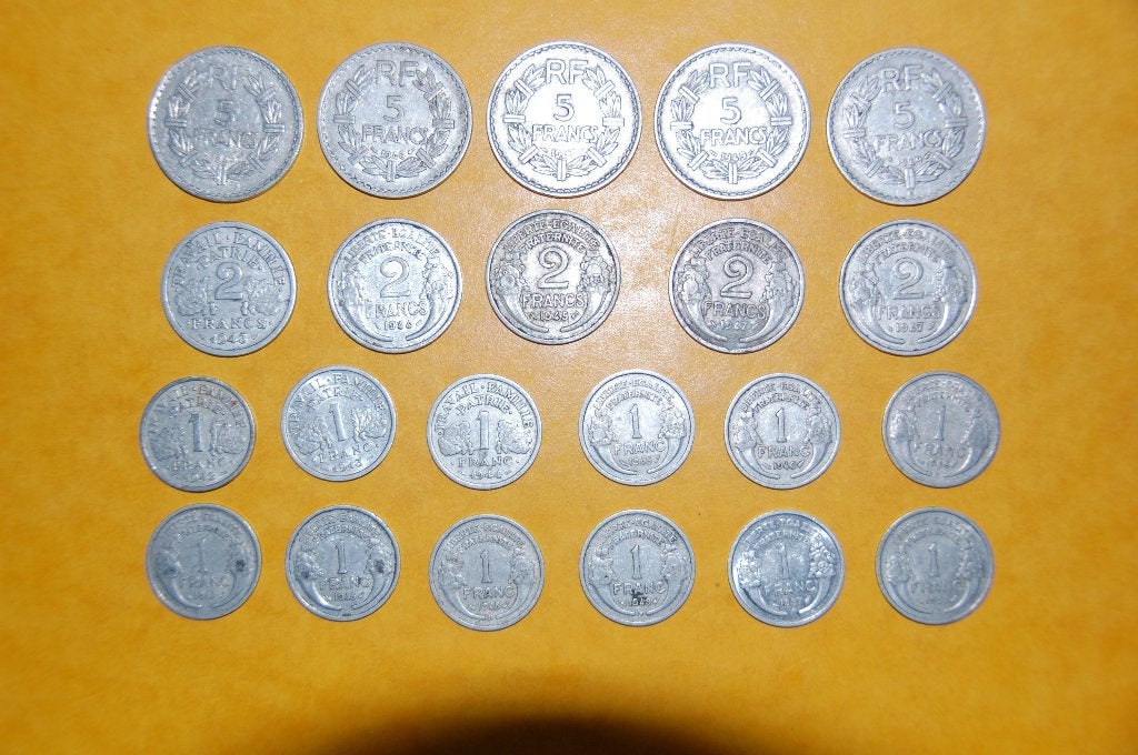 FRANCE : 22 pièces ALU différentes 1942-1957B, Envoi, France, Série