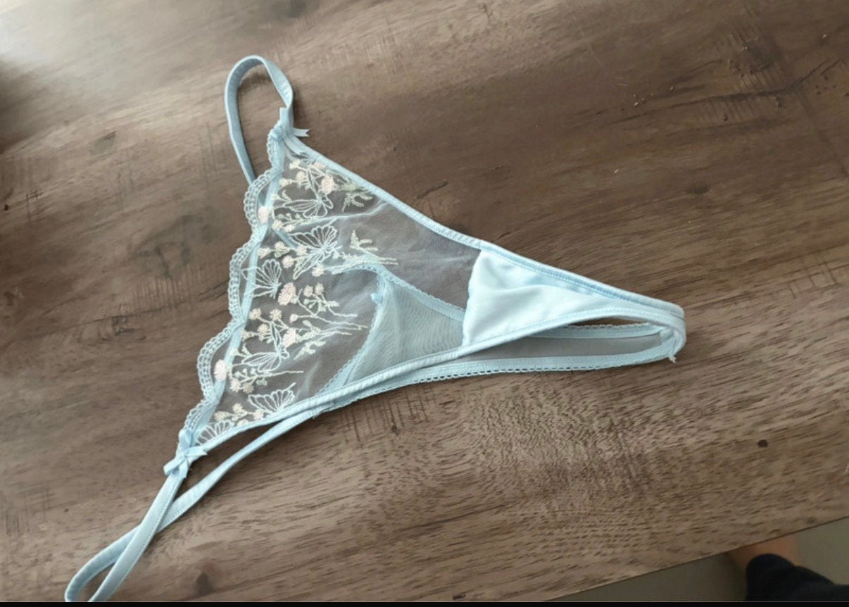 String maat M, Vêtements | Femmes, Sous-vêtements & Lingerie, Enlèvement, String