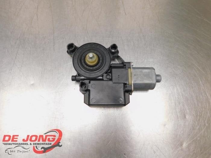 Moteur de vitre portière d'un Volkswagen Polo, Volkswagen, -, 3 mois de garantie, Utilisé