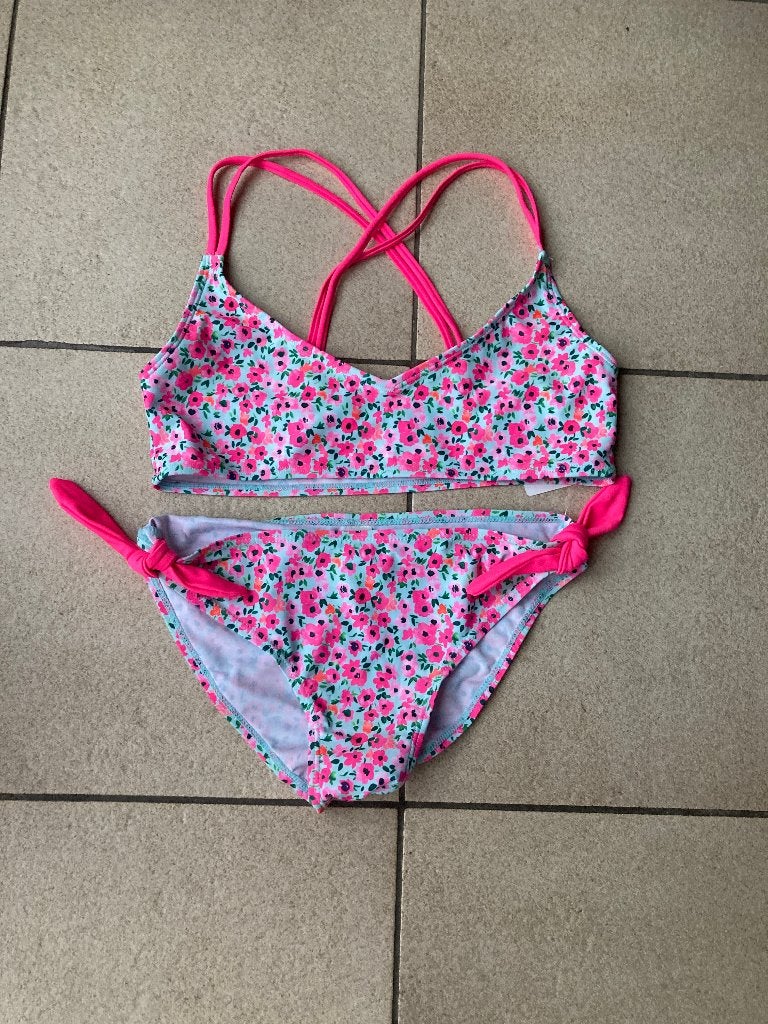 Nieuwe gebloemde Bikini - Maat 170 / 176, Kinderen en Baby's, Kinderkleding | Maat 170, Ophalen of Verzenden, Nieuw, Meisje, Sport- of Zwemkleding