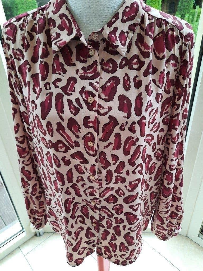Charmante blouse Fabienne CHAPOT - 40, Kleding | Dames, Blouses en Tunieken, Zo goed als nieuw, Maat 38/40 (M), Overige kleuren