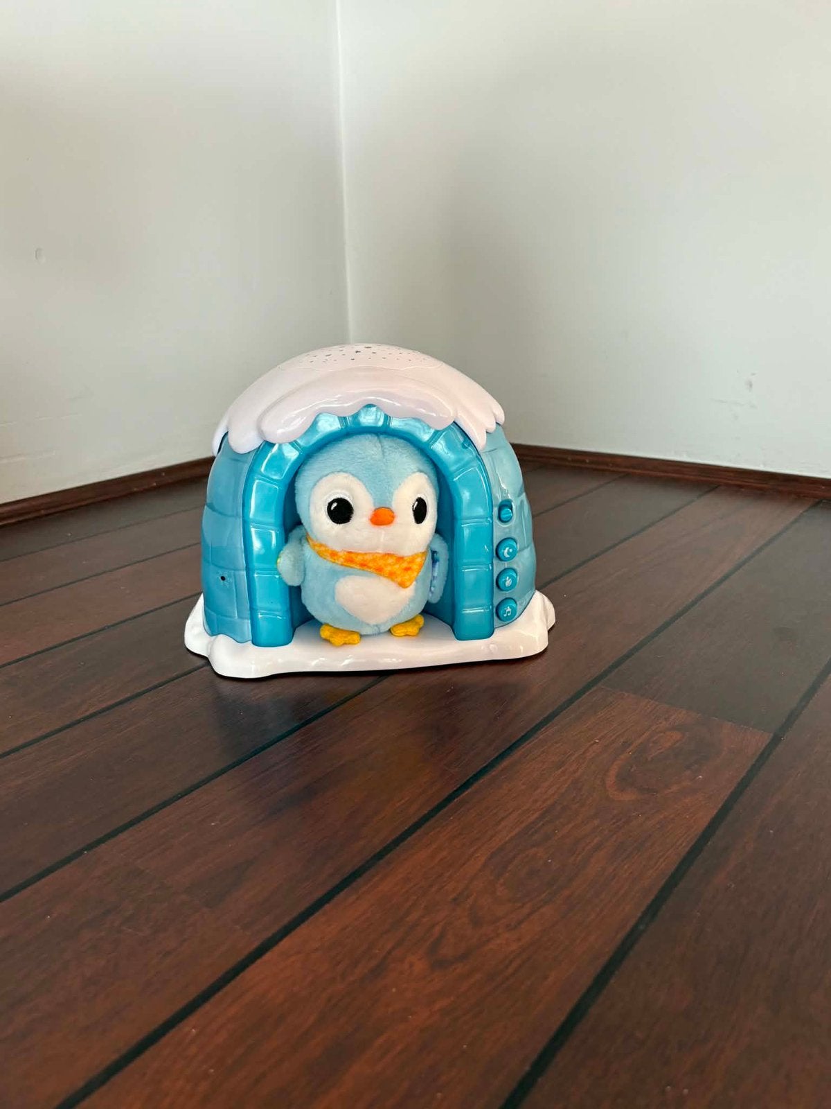 Veilleuse vtech pingouin nuit etoilée bleu, Enfants & Bébés, Enlèvement, Comme neuf
