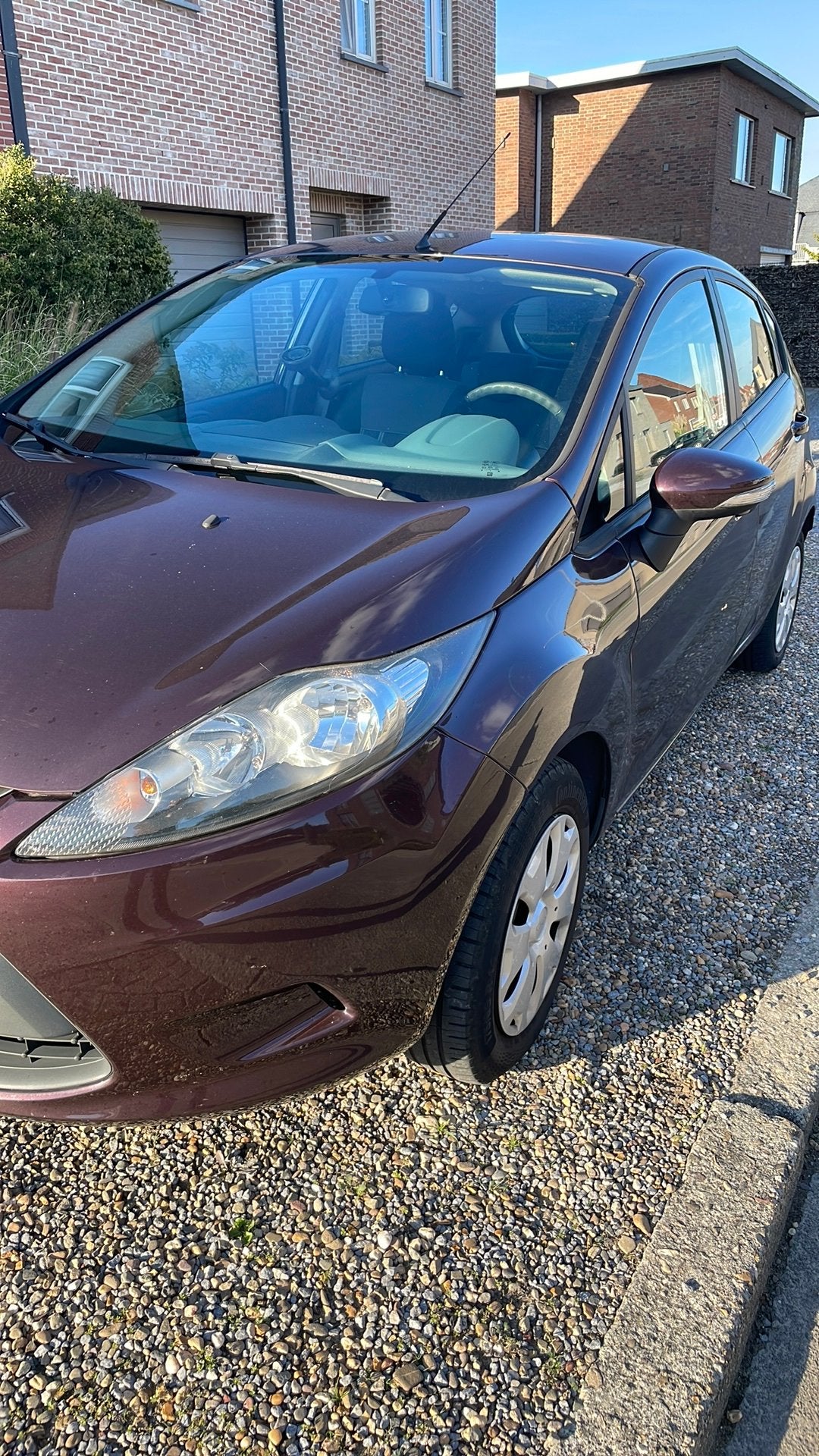 Ford Fiesta 1400 diesel 5 deurs bordeaux 101800 km, Auto's, Diesel, 5 deurs, Particulier, Te koop
