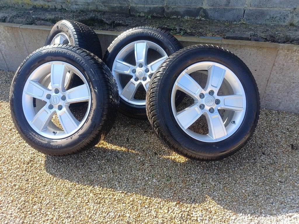 4 jantes alu KIA 18 pouces + valves TPMS – 400 €, Autos : Pièces & Accessoires, Pneus & Jantes, Pneus hiver, Véhicule de tourisme