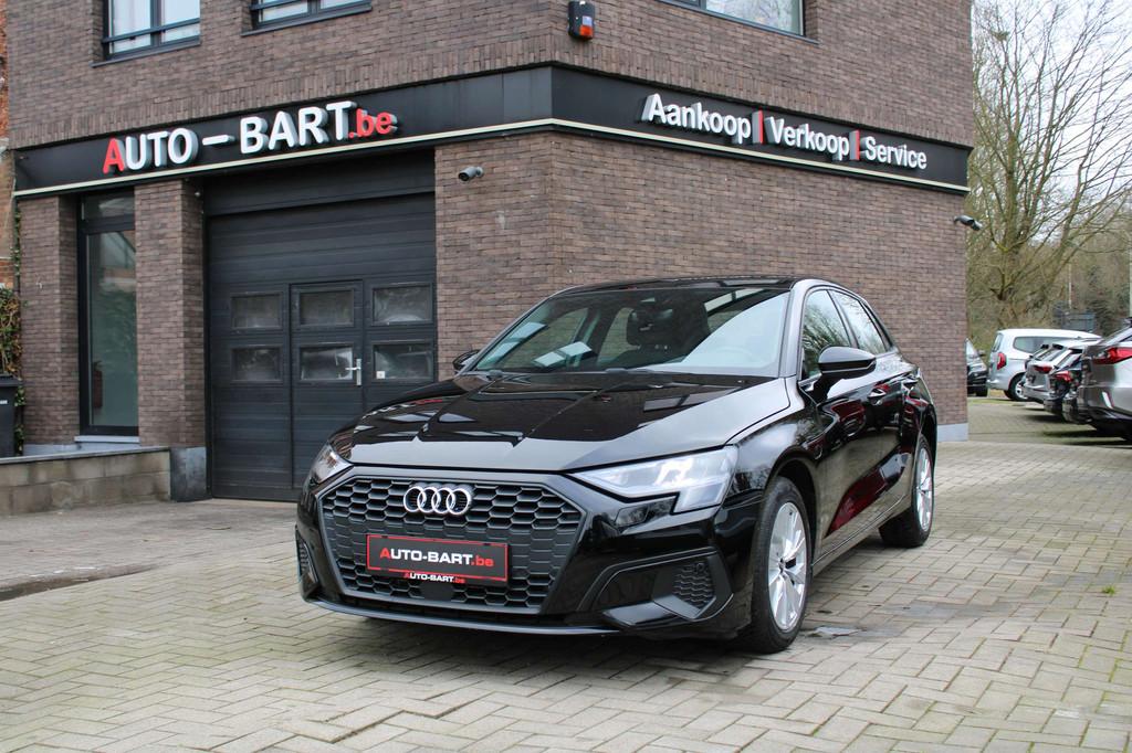 Audi A3 40 TFSIe HYBRIDE Automatik (bj 2022, automaat), Gebruikt, Zwart, Hybride Elektrisch/Benzine, 3 cilinders