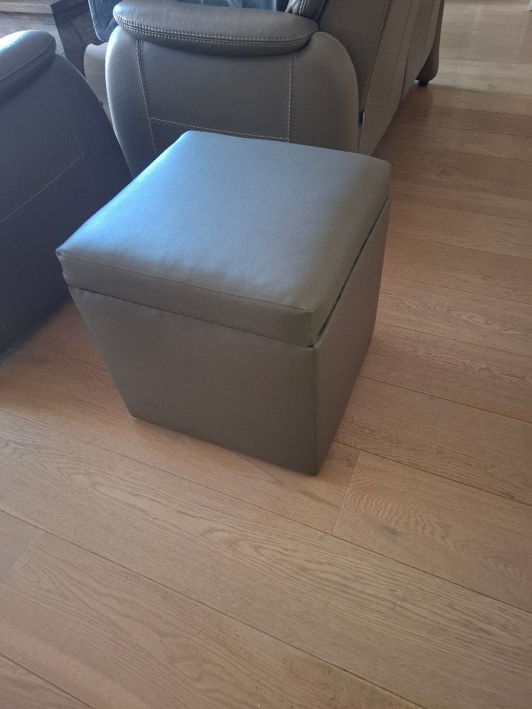 poef met opbergruimte, Huis en Inrichting, Ophalen, Overige materialen, Minder dan 50 cm, Vierkant