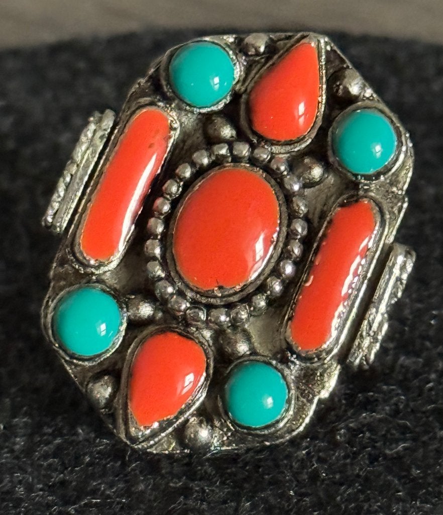 Ancienne Bague Vintage 1950-1960, Enlèvement ou Envoi, Autres matériaux, Bague