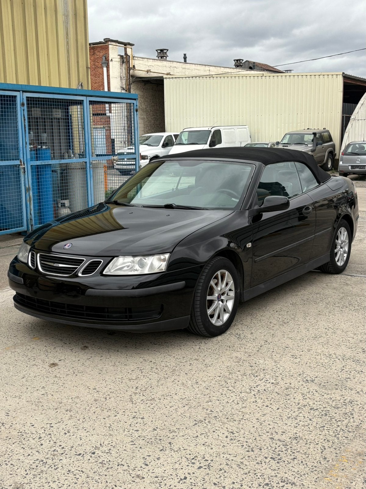 SAAB 9-3 2.0i ESSENCE CABRIO, Autos, Cabriolet, Boîte manuelle, Particulier, 4 cylindres