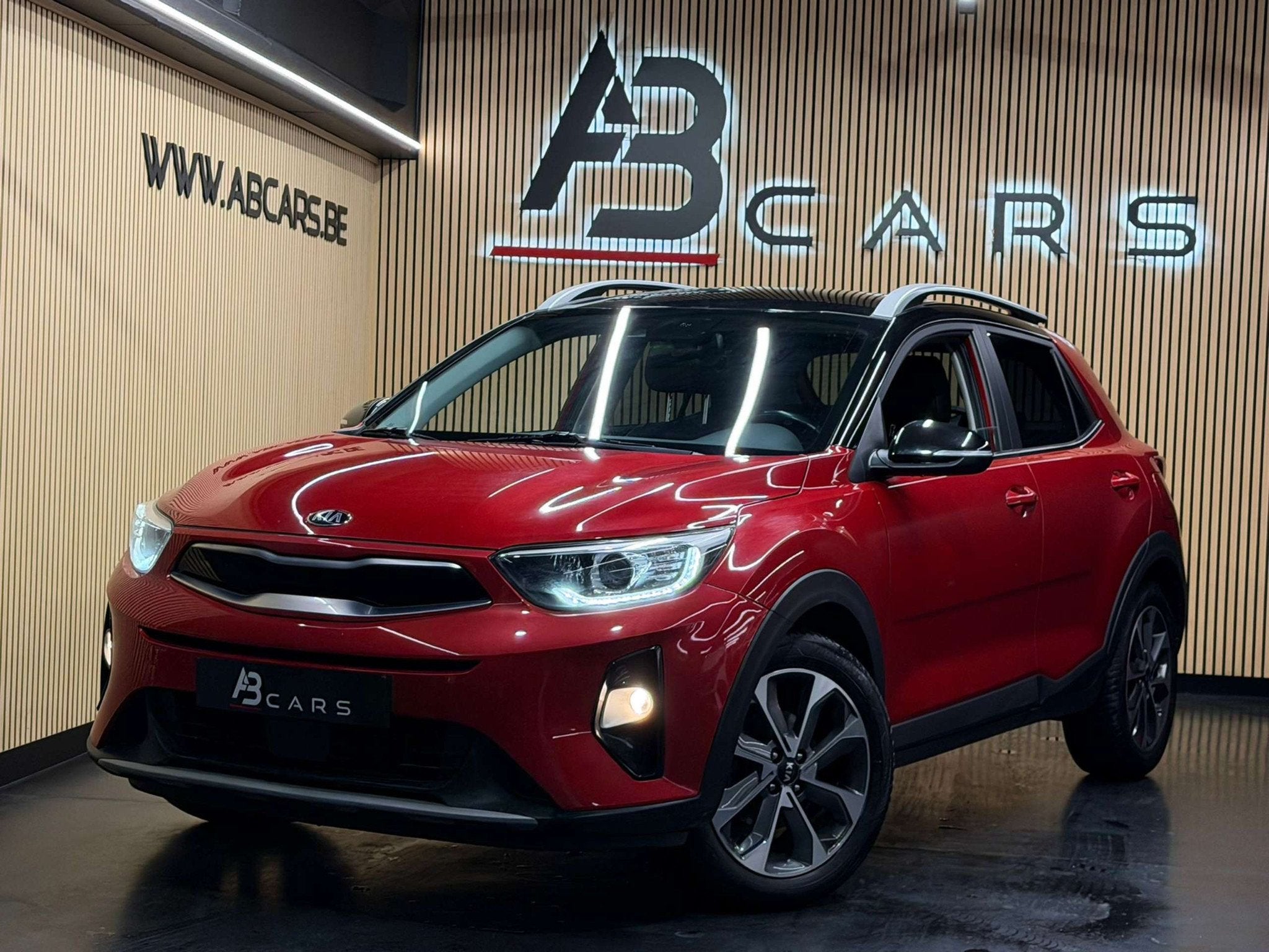 Kia Stonic 1.0 T Sense * GARANTIE 12 MOIS *, Autos, Kia, Rouge, Achat, 998 cm³, Euro 6