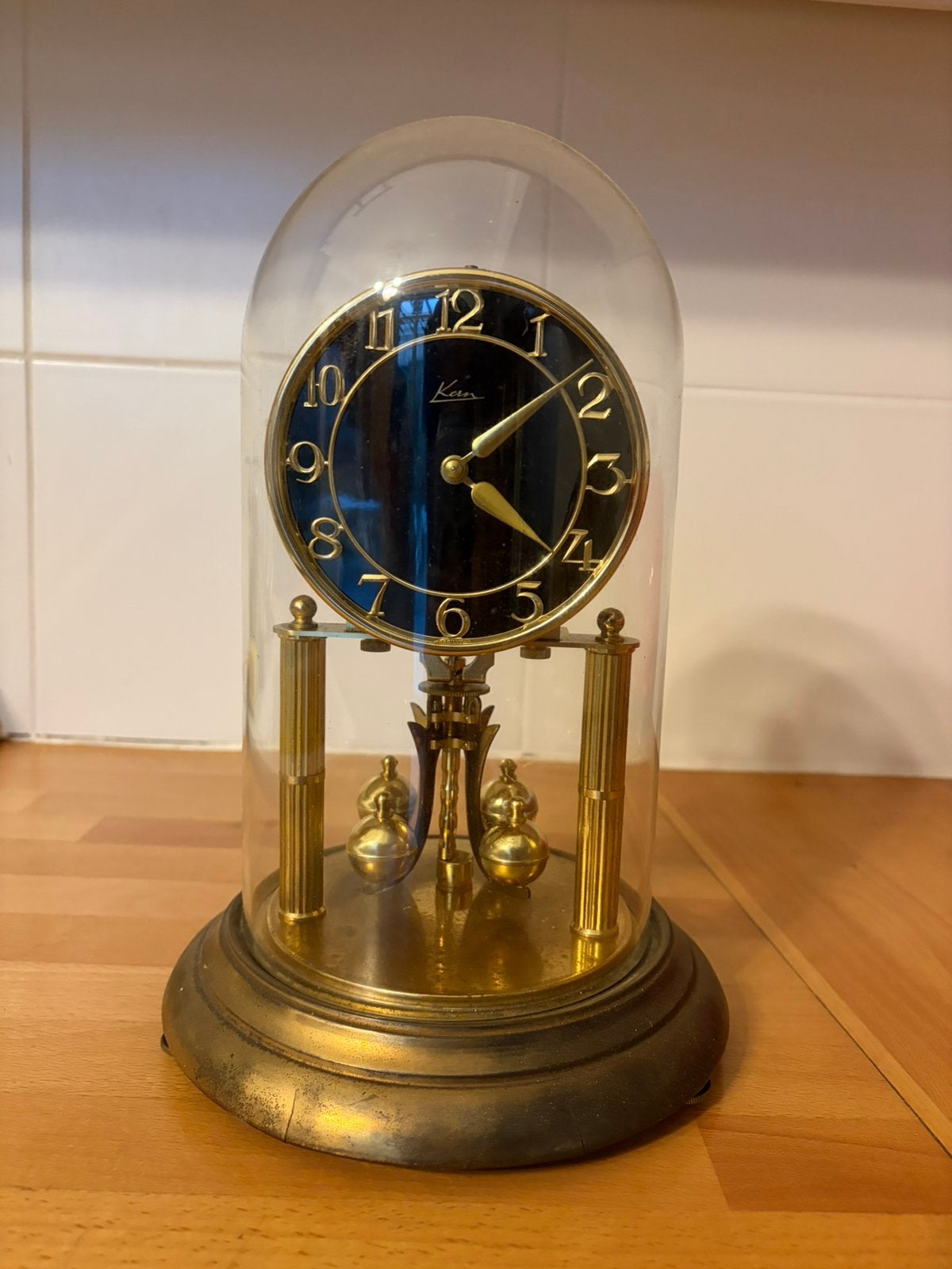 400 dagen klok, Ophalen