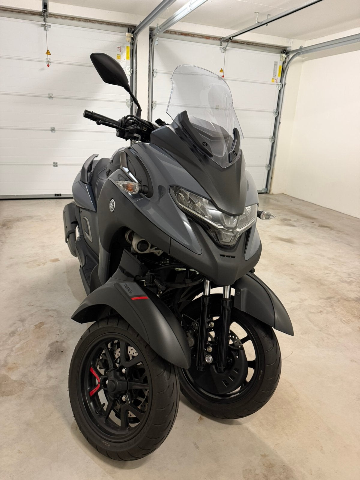 Yamaha tricity 300 slechts 1600 km !, Motos, Particulier