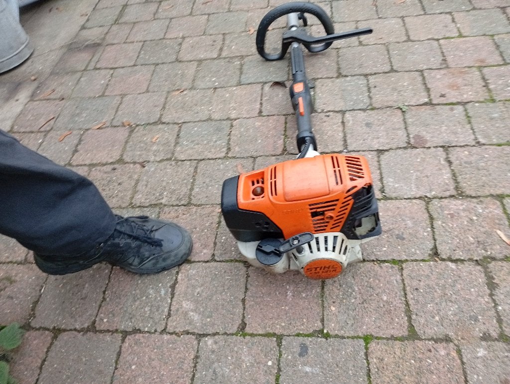 Stihl  131 r, Ophalen, Gebruikt, Benzine, Stihl