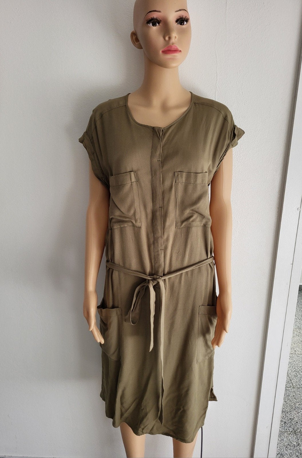 H&M groene zomerjurk maat is 40
%100 Viscose, Ophalen of Verzenden