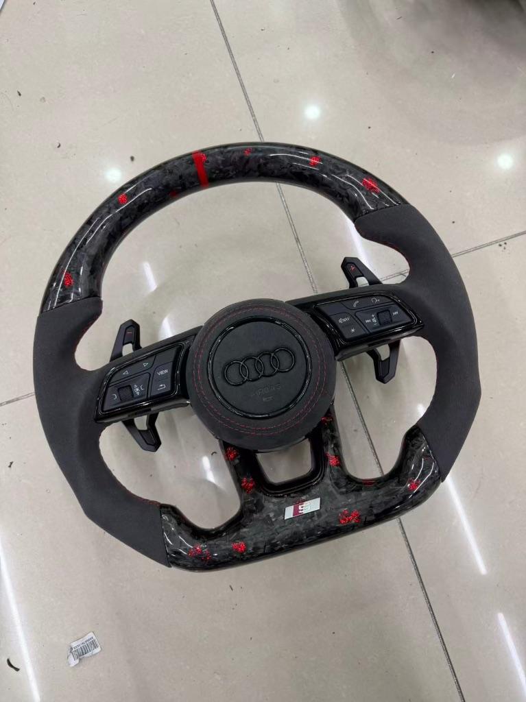 Volant Audi Alcantara en carbone forgé, rouge sportif, Enlèvement ou Envoi, Neuf, Audi
