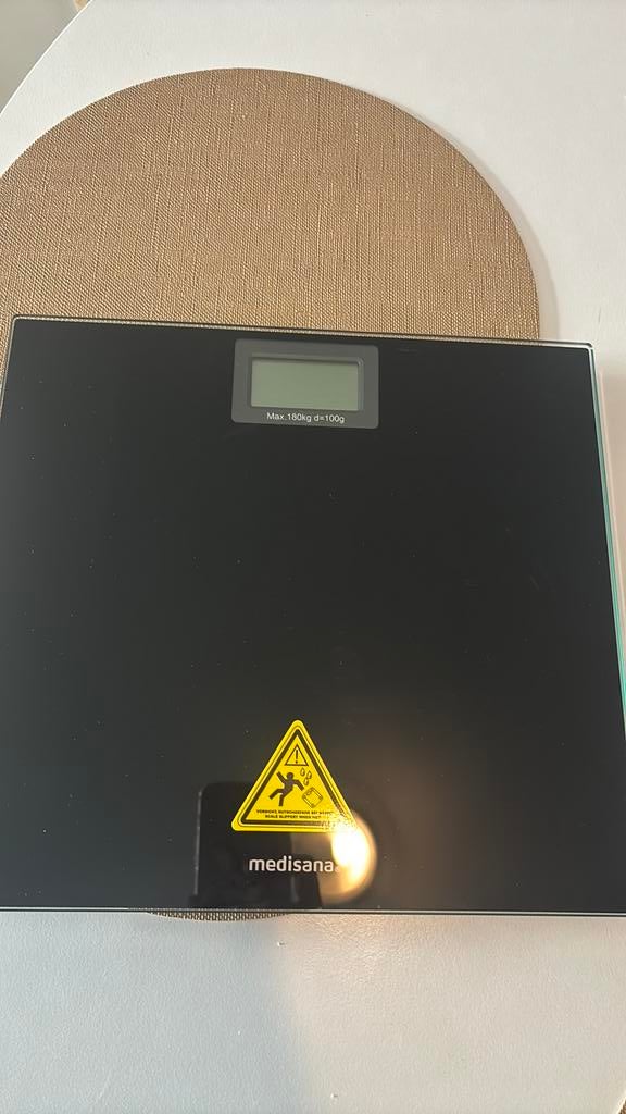 Personen weegschaal, Elektronische apparatuur, Weegschalen, Ophalen, Zo goed als nieuw