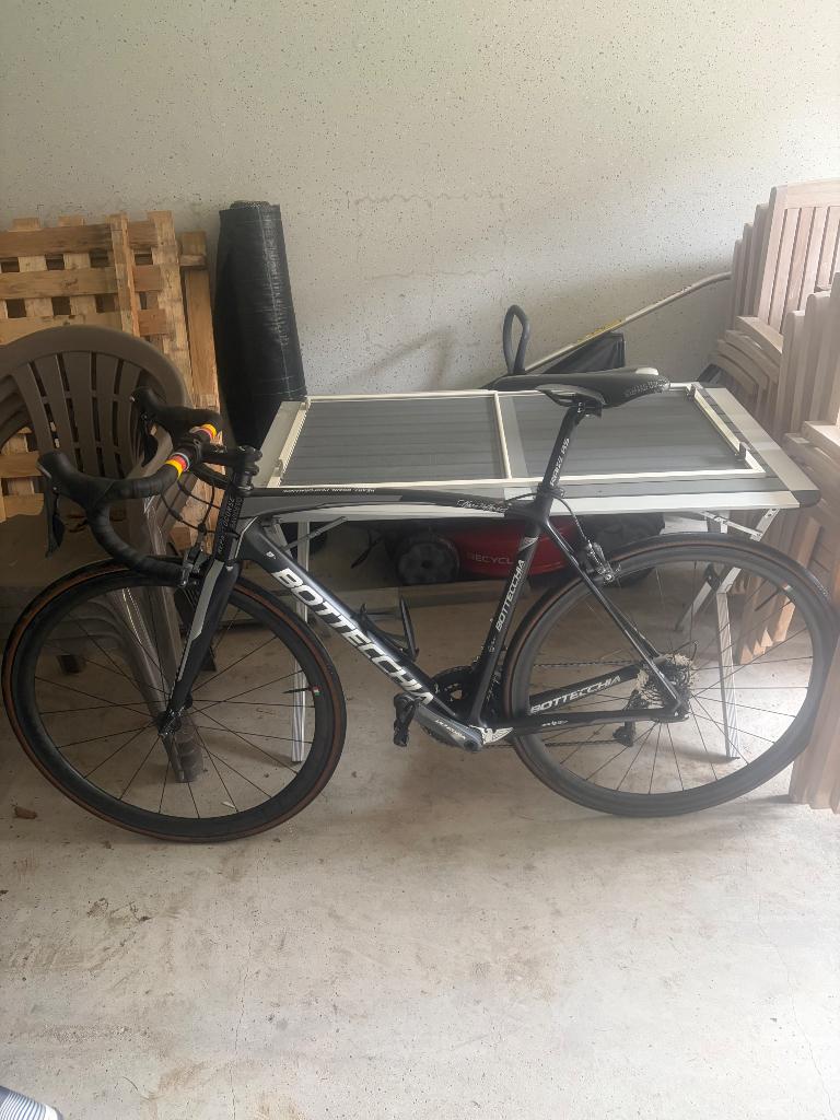 Koersfiets Bottecchia carbon ultegra groep, Carbon, Heren, Zo goed als nieuw, Ophalen